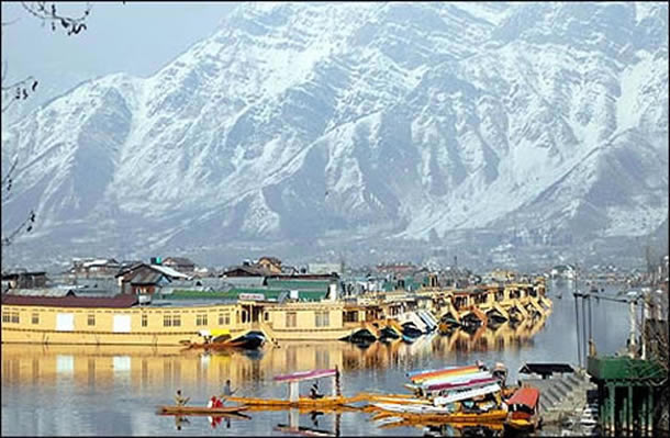 Kashmir houseboat on Dal Lake